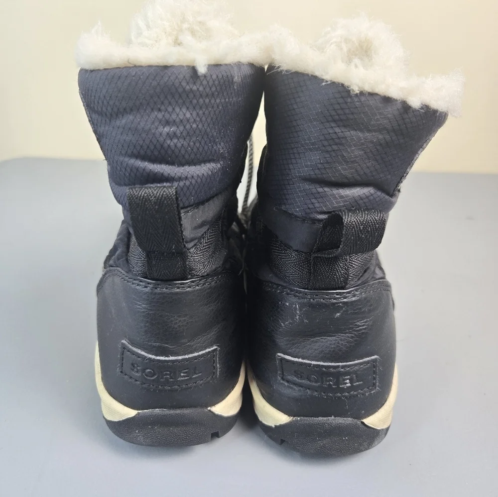 Sorel Boots Womens Size 7 Whitney Black Fur Trim Winter Shoe Insulated Bungee